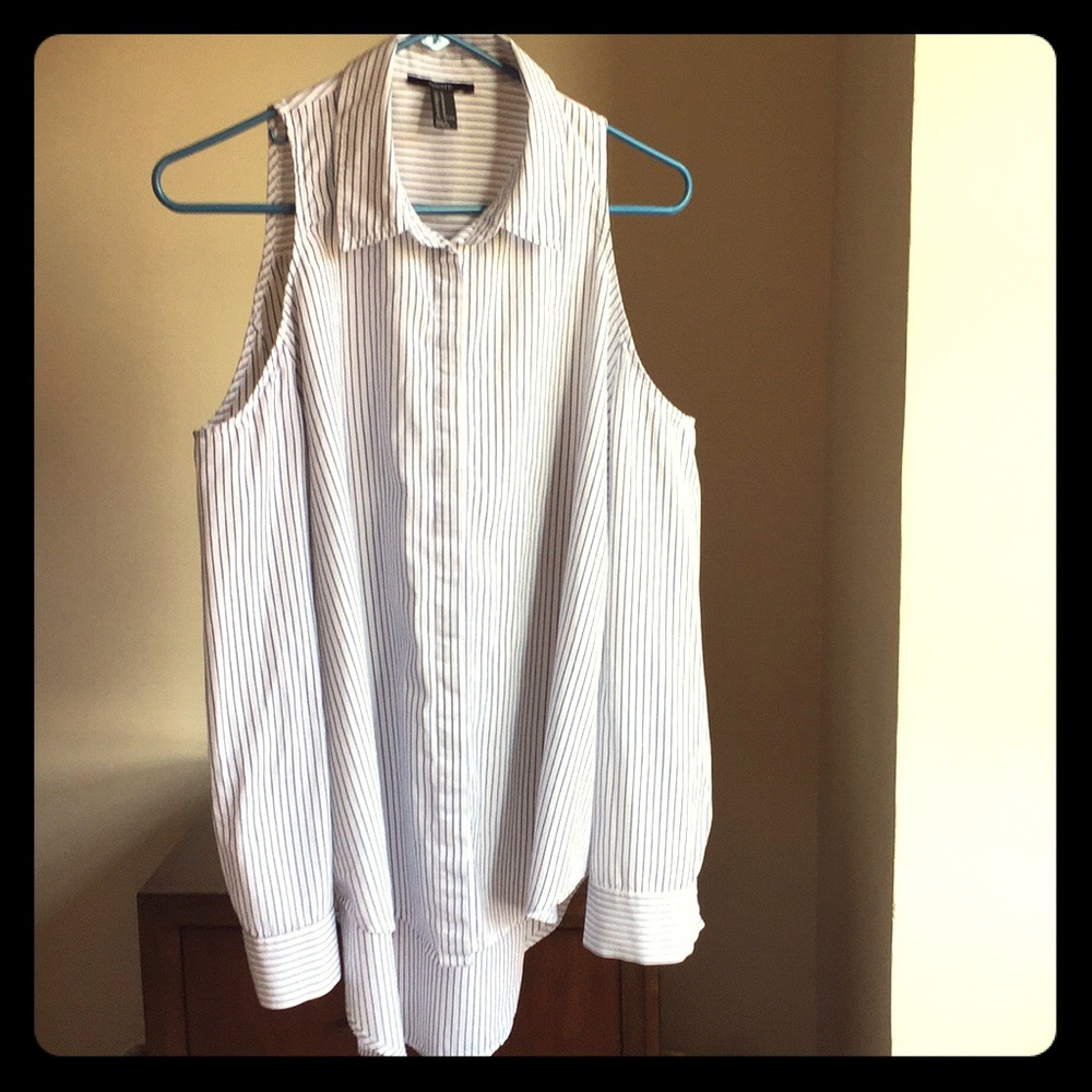 3/$35 F21 cold shoulder shirt